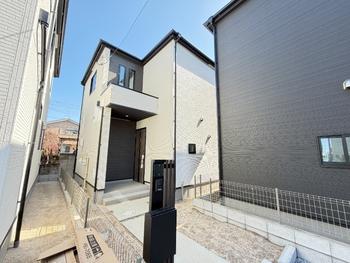 外観 : お日さまに愛された邸宅　お部屋にいながら日光浴でリフレッシュ | 川越市扇河岸2期の土地　全4区画　3区画(川越市&nbsp;土地)