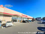 ファッションセンターしまむら新河岸店　営業時間１０時～１９時　雑貨屋シャンブルが併設♪国道沿いにあり、季節に応じた服や小物を多く取り揃えてあります！お手軽価格でおしゃれを楽しめます♪&nbsp;|&nbsp;川越市今福第五の家(川越市&nbsp;新築一戸建て)
