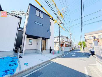 外観 : 窓から取りこまれた柔らかな光が交錯する住宅　この場所で紡がれる未来はきっとステキなものに | 志木市柏町26期の家(志木市&nbsp;新築一戸建て)