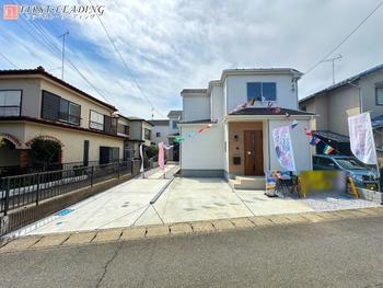 外観 : 窓から取りこまれた柔らかな光が交錯する住宅　この場所で紡がれる未来はきっとステキなものに | 川越市砂久保の家(川越市&nbsp;新築一戸建て)