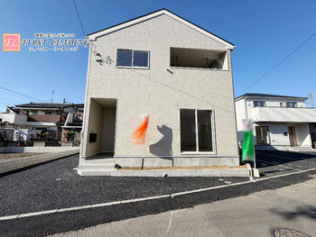 外観 : 窓から取りこまれた柔らかな光が交錯する住宅　この場所で紡がれる未来はきっとステキなものに | 川越市大塚第7　全3邸　2号棟(川越市&nbsp;新築一戸建て)